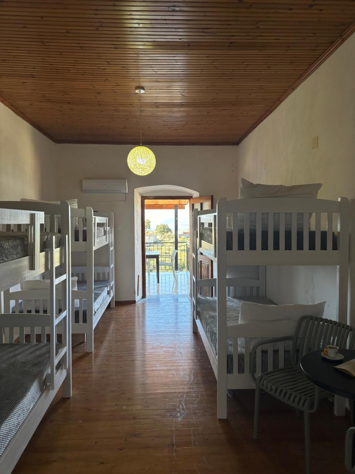 Hostel On The Hill - By Filikuri Beach Himarë Dış mekan fotoğraf